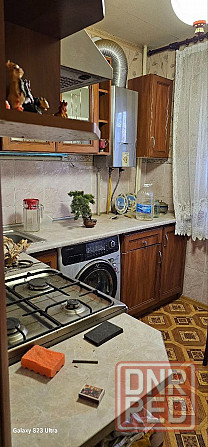 Продажа 2-х комн. квартиры пл. Шахтёрская Донецк - изображение 4