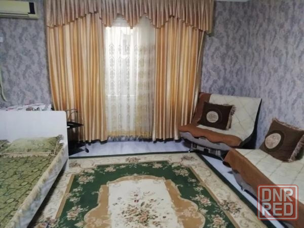 Срочно сдам однокомнатную квартиру.(52кв.м) Челюскинцев ,выход на Артема Донецк Сити 2/9эт Донецк - изображение 1