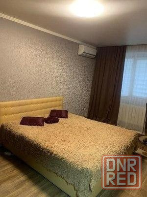 На срочной сдаче однокомнатная квартира. Донецк - изображение 2