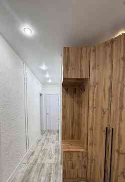 Продам 2-к квартиру на Бажанова Макеевка