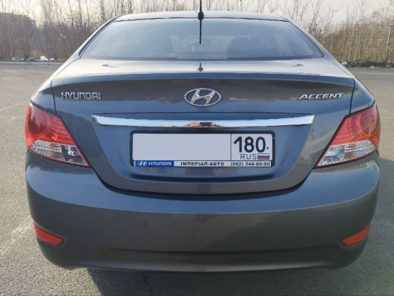 Продам в Донецке свой Hyundai Accent 1,6л акпп 1 хозяин реальный пробег 82550 км полностью исправный Донецк
