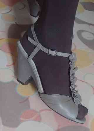 Босоножки Бразилия, натур.кожа, элегантные, очень удобные. размер 39 Донецк