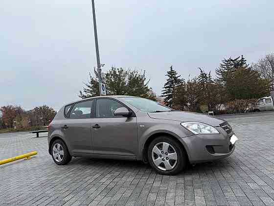 Продам kia ceed от 1 владельца Донецк