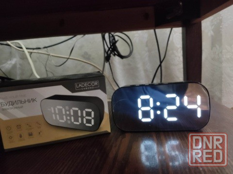 Электронные настольные часы,новые,показуют,время,дату,темп воздуха Донецк - изображение 1