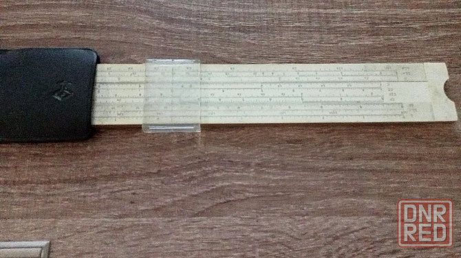 Карандаши чертёж,готовальни 3шт нов,доска чертёжная ссср100*75*25с линейкой,линейка логарифмическая Донецк - изображение 5