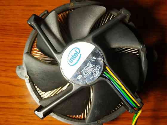 Радиатор + Вентилятор Intel E29477-002 LGA1366 Донецк
