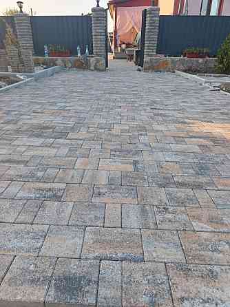 Укладка тротуарной плитки Макеевка