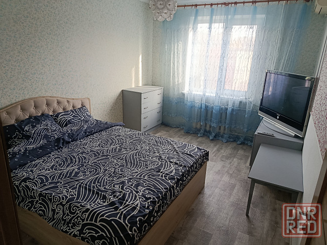 Посуточно 2к кв. с горячей и холодной водой круглосуточно на Текстильщике, Кировский район Донецка Донецк - изображение 1