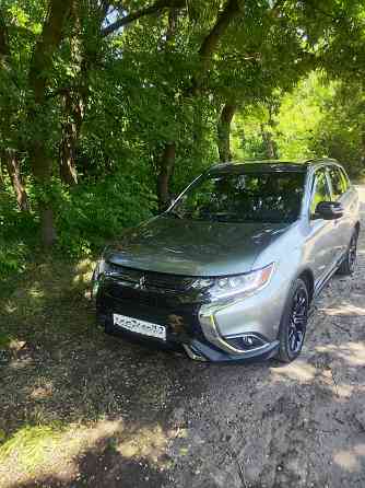 Mitsubishi outlander Макеевка