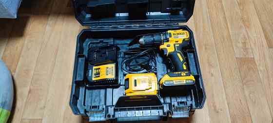 Дрель-шуруповёрт DeWALT DCD777D2T Макеевка