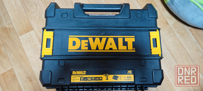 Дрель-шуруповёрт DeWALT DCD777D2T Макеевка - изображение 1