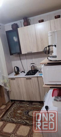 Продаю 1-комнатную квартиру в Калининском районе, ул. Харитонова Донецк - изображение 1
