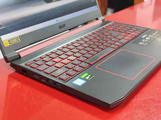 Игровой ACER Nitro 5 в отличном состоянии, 15.6 FHD/Intel i5 8потоков/8Gb DDR4/512Gb SSD/GTX1050 3Gb Донецк