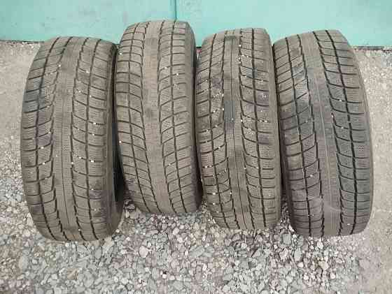Продам отличные зимние шины Triangle snow lion 175/65 R14 Донецк