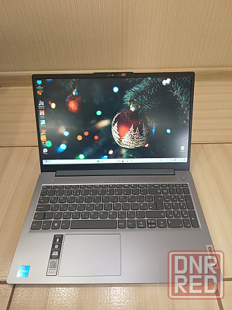 Lenovo IdeaPad Slim 3 15IRH8/15,6/Intel Core i5-13420H/SSD M2 NWMe 512 Гб/8 Гб LPDDR5/ 46 999 Донецк - изображение 1