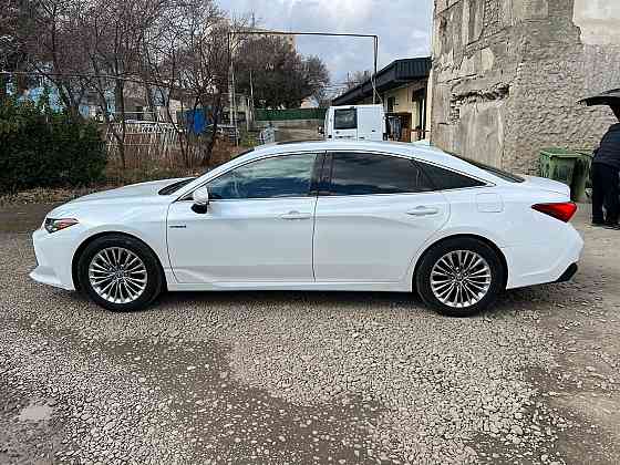 Продам свое Тоета Авалон гибрид Снежное