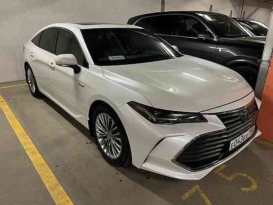 Продам свое Тоета Авалон гибрид Снежное