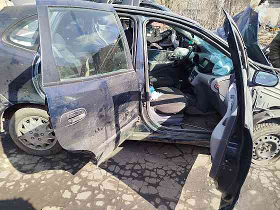 Разборка Альмера Тино Nissan Almera Tino Макеевка Макеевка