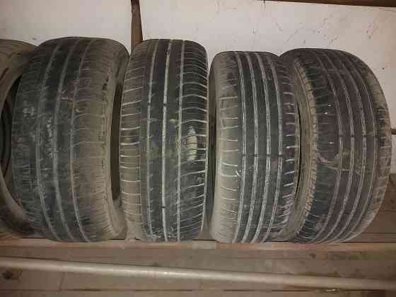 Продам комплект летних шин 215/60R16 Донецк