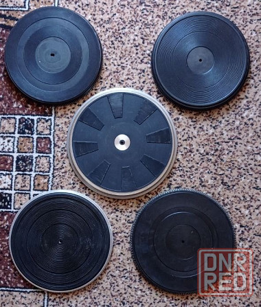 Диски + слипматы проигрывателей пластинок. Донецк - изображение 1