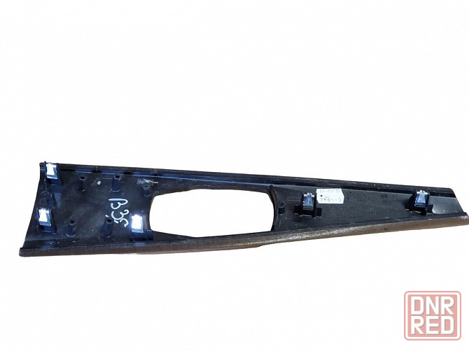 Накладка центральной консоли BMW F30 2012-2019 9232072 разборка Херсон - изображение 3