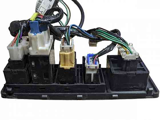 Блок кнопок обогрева Mitsubishi Pajero 3 1999-2006 MB803872 разборка Херсон