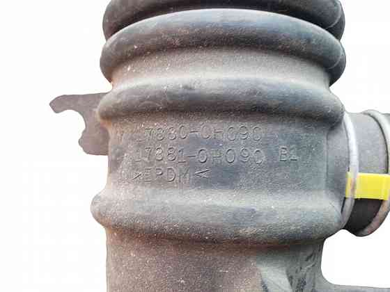 Патрубок воздушного фильтра Toyota Camry v40 2006-2011 разборка Херсон
