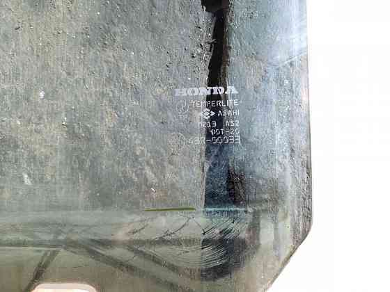 Стекло заднее левое Honda CR-V1995-2001  73450S10010 разборка Херсон
