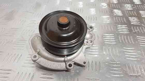 Помпа водяная новая R6422011110 Mercedes OM642 разборка Херсон