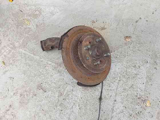 Кулак задний левий HONDA CIVIC 7 1998-2004 52215S6DG00 разборка Херсон