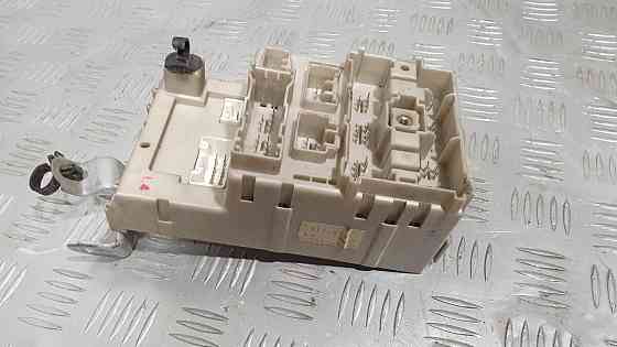 Блок салонный  8273342080 TOYOTA Rav4 d4d (2000-2006) разборка Херсон