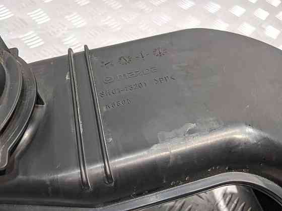 Резонатор (воздухозаборник) SH0113201 Mazda CX-5 KE разборка Херсон