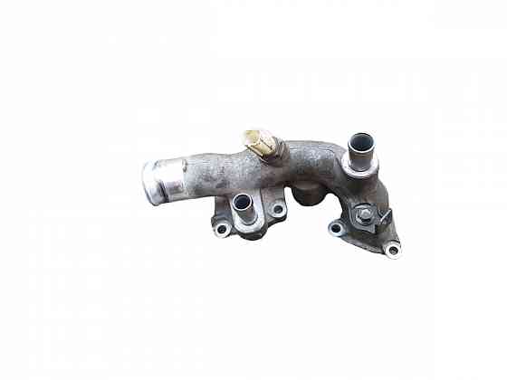крышка термостата  Toyota Camry v40  2006-2011  1633131150 разборка Херсон