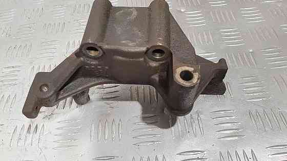 Кронштейн крепления генератора MN158357 Mitsubishi разборка Херсон