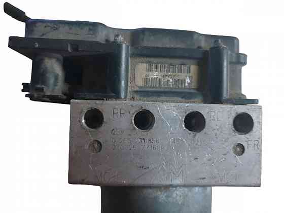 Блок abs Toyota Auris e150 2006-2012 4451002110 разборка Херсон