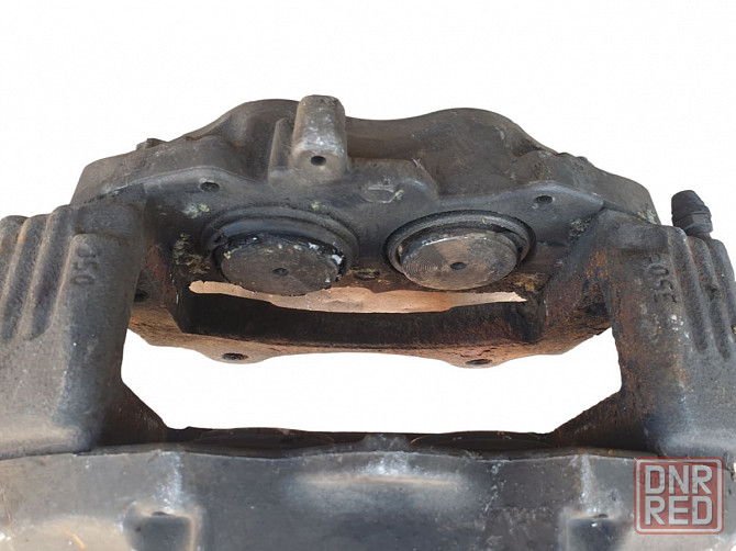 Тормозной суппорт передний правый  Brembo Mercedes W211 разборка Херсон - изображение 6