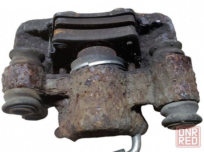 Суппорт тормозной задний Toyota RAV4 CA20 2000-2006 разборка Херсон - изображение 2