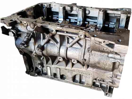 Блок двигателя N47 BMW 3 F30 2012-2019 11112359837 разборка Херсон