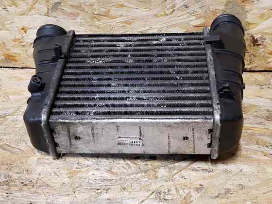 Радиатор интеркуллера Audi A4 (2005-2009) 8E0145805AA разборка Херсон