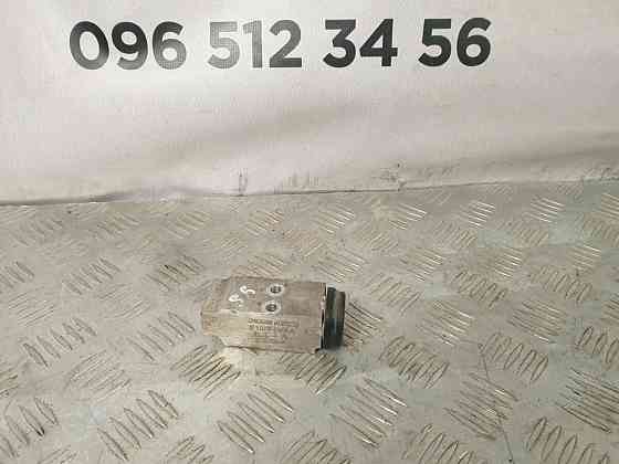 Клапан кондиционера Hyundai Santa Fe (2006-2012) 976042B100 разборка Херсон