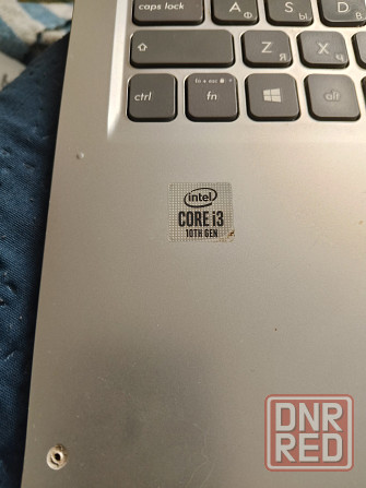 Ноутбук asus 2019 года с косяками по корпусу Донецк - изображение 2