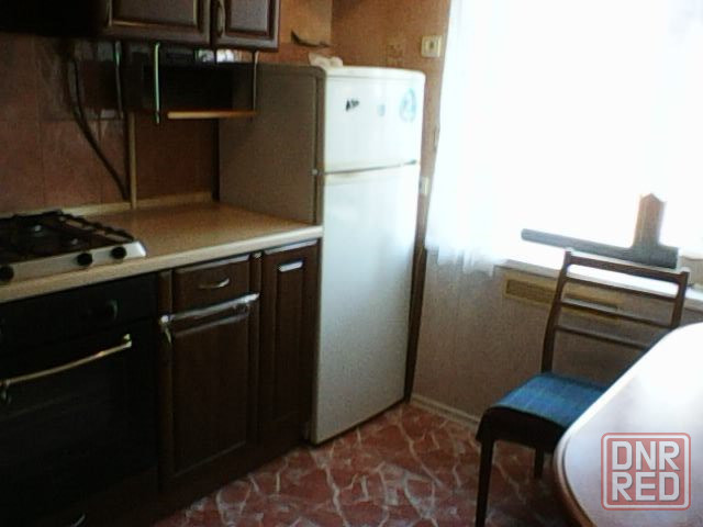 Продам 2 комнатную квартиру 6\9 на Текстильщике ул. Жарикова, ориентир Ледовый дворец. Донецк - изображение 3