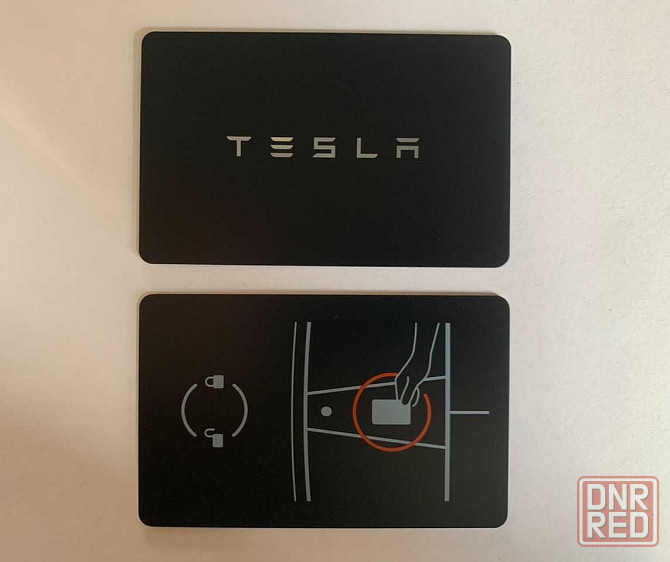 Ключ карта Tesla; 1131087-00-G; 1131088-01-A Херсон - изображение 1