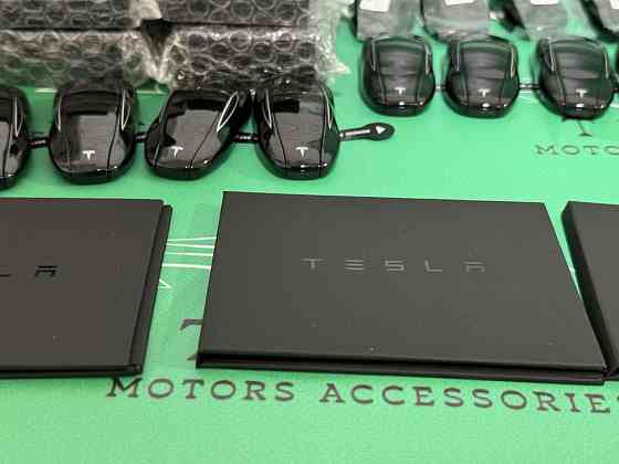 Оригинальные новые ключ-карты и ключи-брелоки для всех моделей Tesla. Херсон