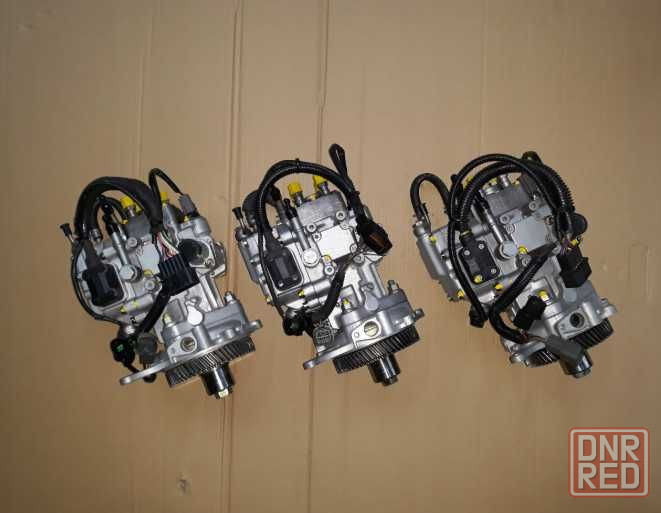 Паливний насос високого тиску ZEXEL Covec MR577088 104700-3040 Херсон - изображение 1
