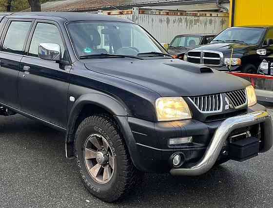 Mitsubishi L200 2005 год 2.5 дизель, мост задний и передний. Херсон