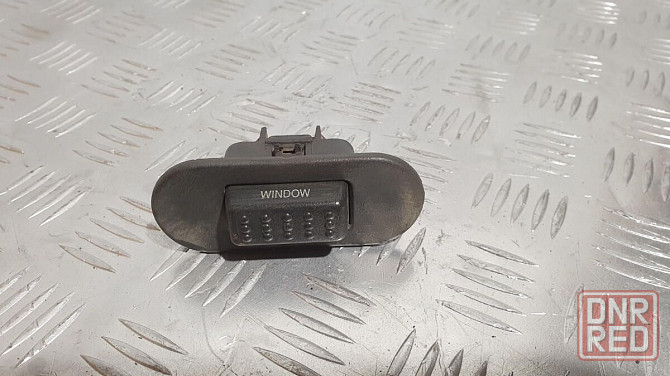 Кнопка заднего стекла 81270-26000 HYUNDAI SANTA FE 2001-2006 разборка Херсон - изображение 1