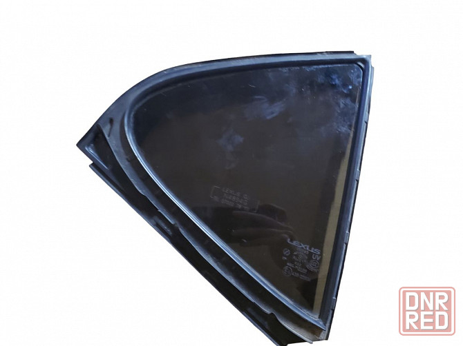 Стекло глухое правое lexus is 2006-2013 6818853030 разборка Херсон - изображение 1