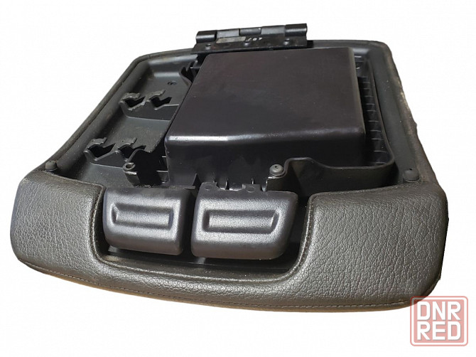 Крышка подлокотника Nissan Navara D40 2005-2012 96920EB33B разборка Херсон - изображение 2
