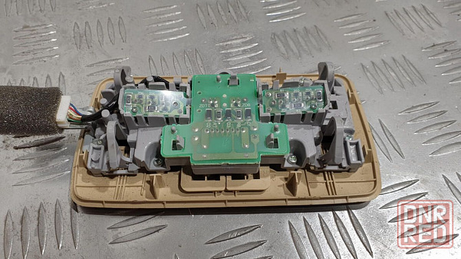 Плафон салона средний 8125030200A0  Lexus gs 450h 2006-2011 разборка Херсон - изображение 3